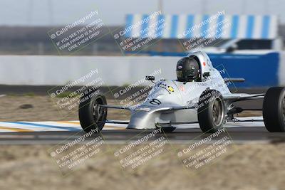 media/Mar-16-2025-CalClub SCCA (Sun) [[e72803ec8c]]/Group 3/Qualifying (Turn 1)/